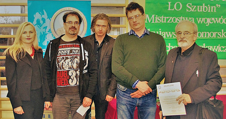 UKS Szachowa Dwójka: Szubin Dariusz Wargulec, Piotr Szybowicz, Leszek Kubiak, Jerzy Białas