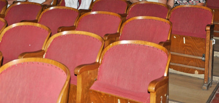 Te fotele latami służyły w sali kinowej